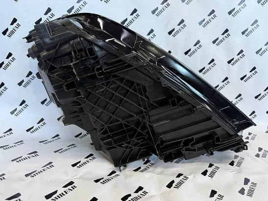 Фара правая BMW 7 G11/G12 (2019-н. в. )