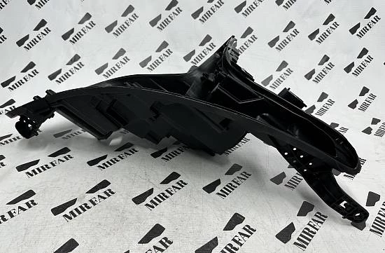 Правый корпус фары FAW Bestune B70 I 2021-2025