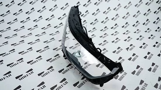 Правое стекло фары Toyota Highlander U70 2019-2024 Full Led