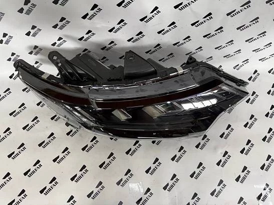 Фара правая Mitsubishi Outlander Full LED 2018