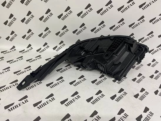 Левый корпус фары Land Rover Range Rover Vogue V L460 2022-н.в.