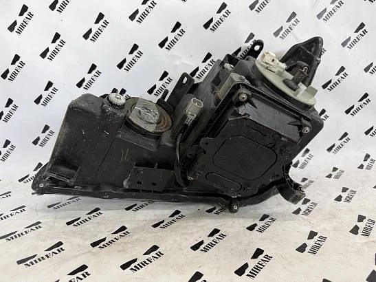 Фара правая RX400h 2005 - 2008