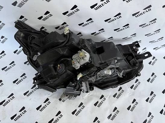 Фара левая Lexus IS 3 (2016-2020) LED