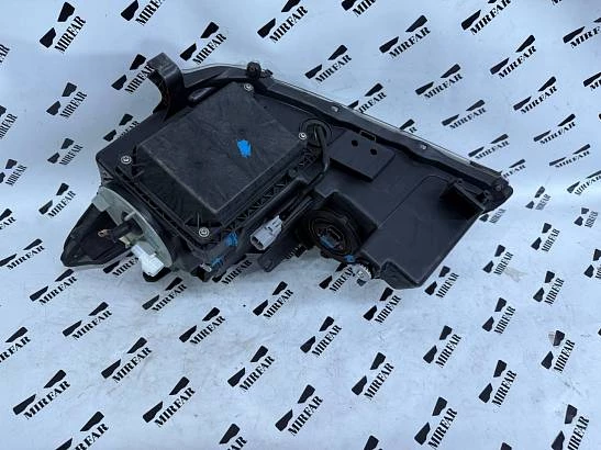 Фара правая lexus RX350 2003 - 2008 AFS