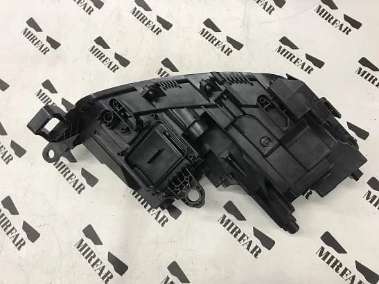 Левый корпус фары Volkswagen Polo VI 2020-2022 LED