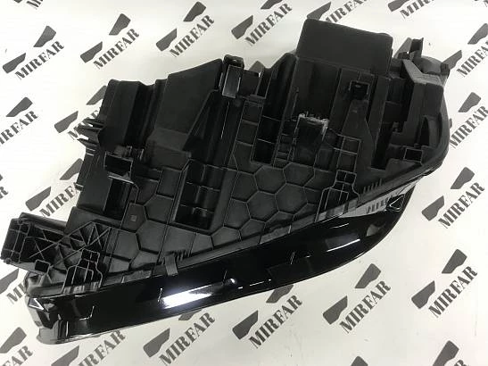 Фара правая BMW X5/X6 G05/G06 2018-2023 Led