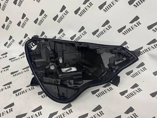Правый корпус фары Renault Arkana I 2019-2023