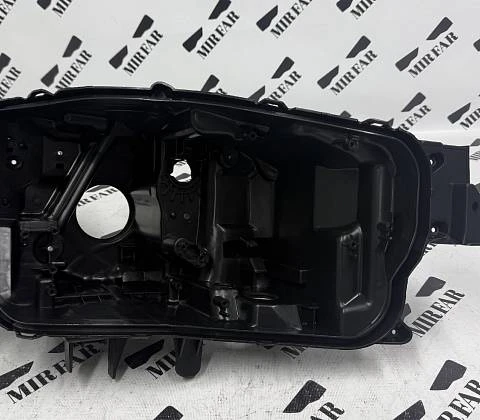 Правый корпус фары Mazda CX-30 2019- Led