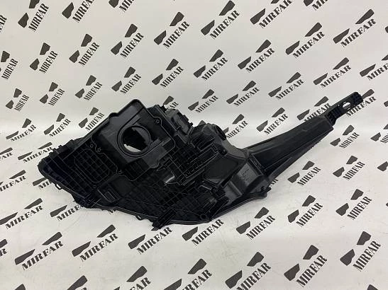 Правый корпус фары Land Rover Range Rover Vogue V L460 2022-н.в.