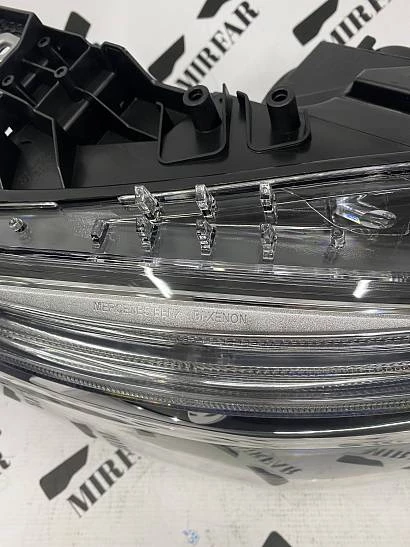 Фара правая Mercedes-Benz CLA x117 2013-2016 xenon