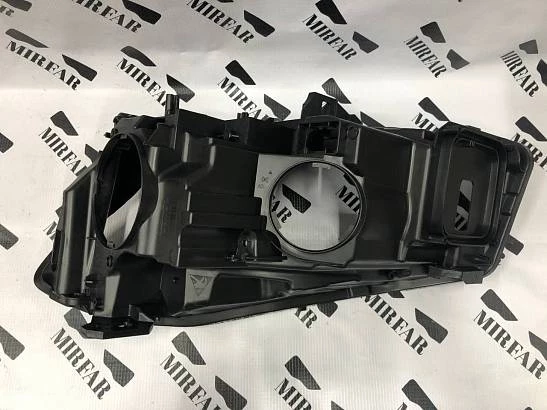 Правый корпус фары Mercedes-Benz A klasse w176 2012-2015 Xenon