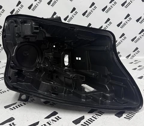 Правый корпус фары Mercedes-Benz Vito w447 2023-