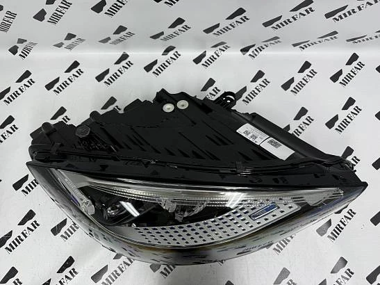 Фара правая Mercedes S klasse W223 2020- Digital light с блоками