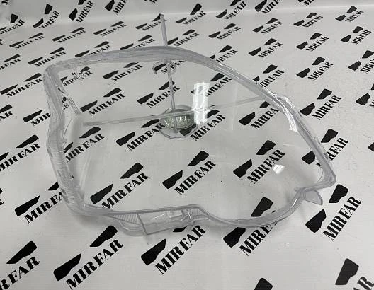Правое стекло фары Nissan X-Trail IT31 2010-2014