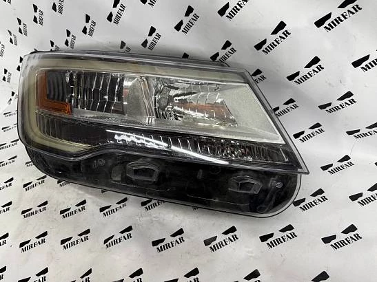 Фара правая Ford Explorer 5 (2015-2019) LED