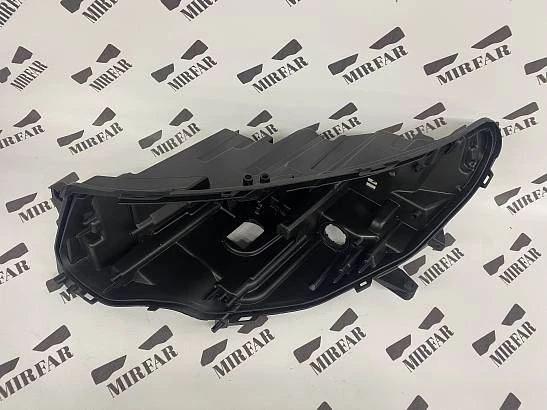 Левый корпус фары Land Rover Discovery Sport 2019-2025 Led