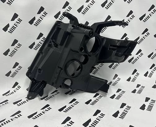 Правый корпус фары Chevrolet Tahoe IV 2014-2020
