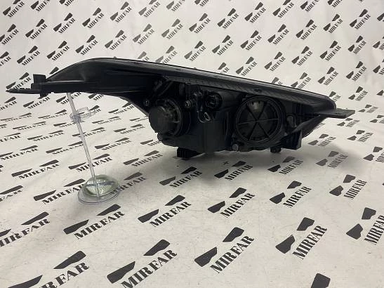 Фара левая Hyundai Creta I 2016-2020 Halogen black
