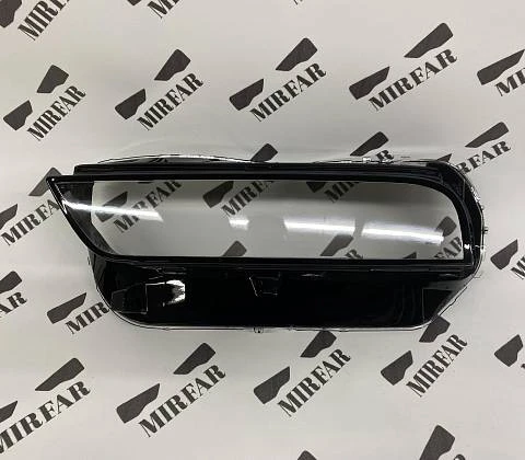 Левое стекло основной фары BMW X7 G07 2022-н.в. Рестайлинг