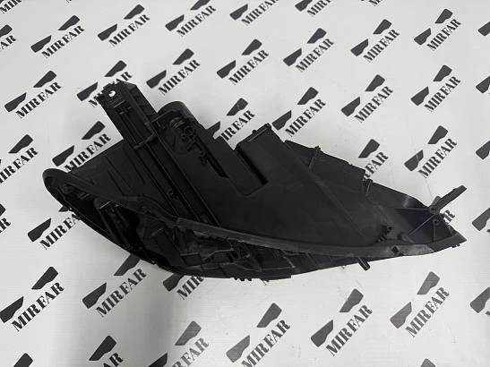 Правый корпус фары Volkswagen Passat B8 2015-2020 Full LED