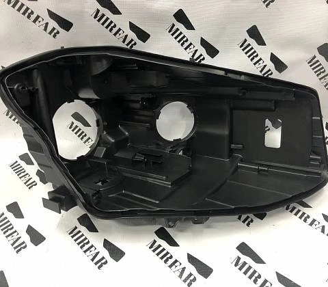 Правый корпус фары Mercedes-Benz A klasse w176 2012-2015 Xenon