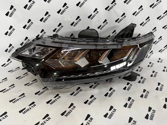 Фара левая Mitsubishi Outlander Full LED 2018