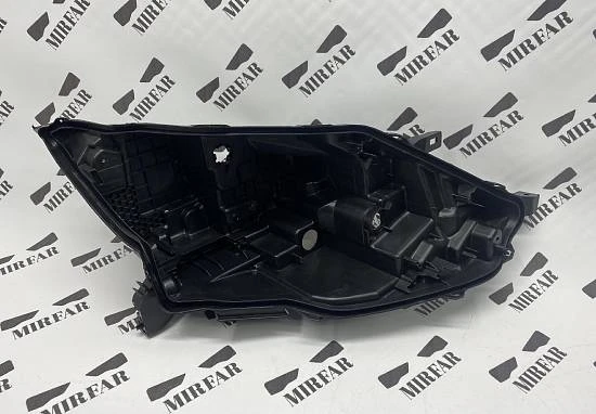 Правый корпус фары Nissan Qashqai 2 2013-2019 LED