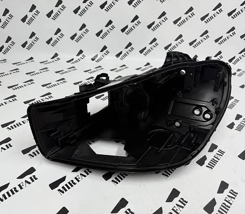 Левый корпус фары Mercedes Benz C klasse w206 2021-2026 Digital LED