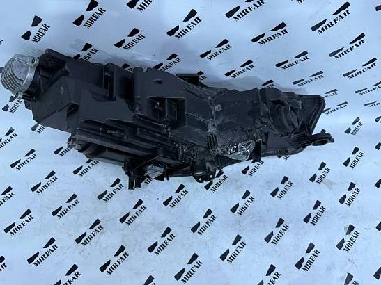 Фара левая Audi A4 B9 2015-2019 Full LED Matrix