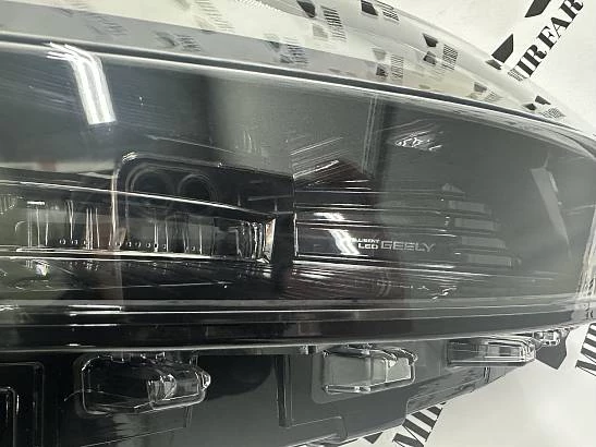 Фара правая Geely Atlas II 2023-2025 8 pin