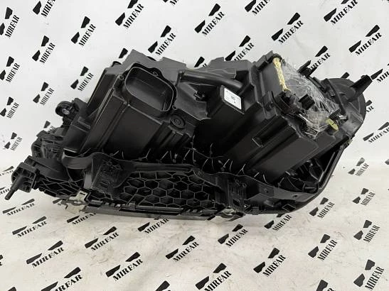 Фара правая BMW X5/X6 G05/G06 2023
