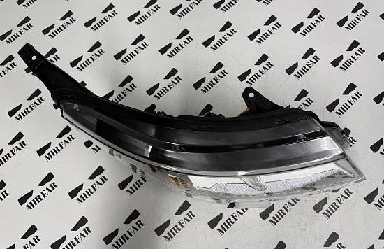 Фара правая Ford Explorer 5 2015-2019 Led