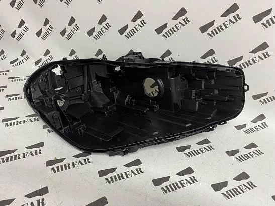 Правый корпус фары BMW 2er F44 2019-2024 Full LED