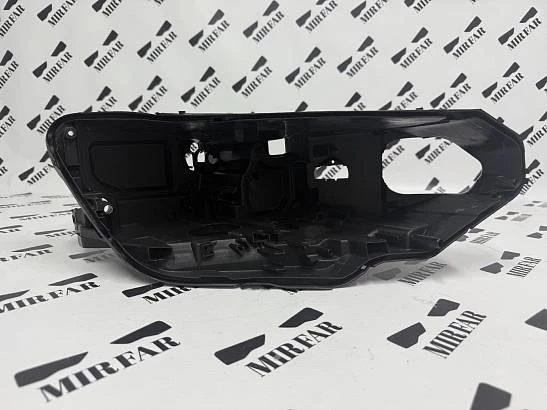 Правый корпус фары Volkswagen Passat B8 2015-2020 Full LED