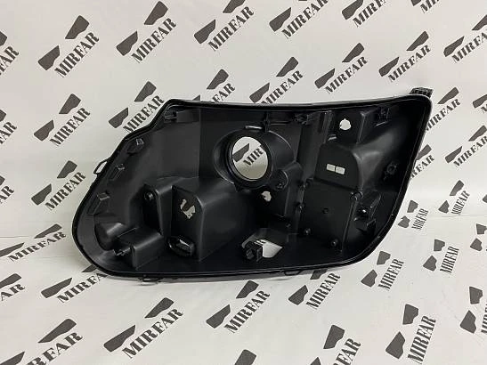 Левый корпус фары Ford Explorer 5 2015-2019 LED