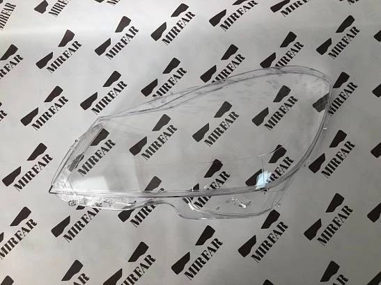 Левое стекло фары Mercedes-Benz C klasse w204 2011-2015 Рестайлинг