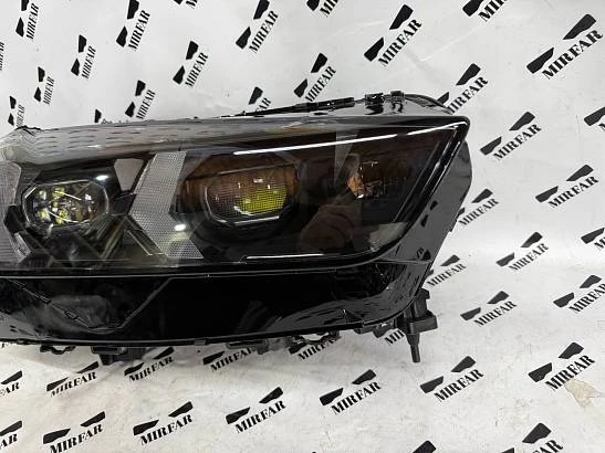 Фара правая BMW X5/X6 G05/G06 2023