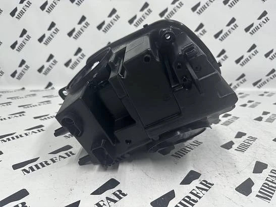 Правый корпус фары Mini Cooper Countryman II F60 2016-2020 LED