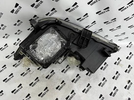 Фара передняя правая RX400h 2005 - 2008