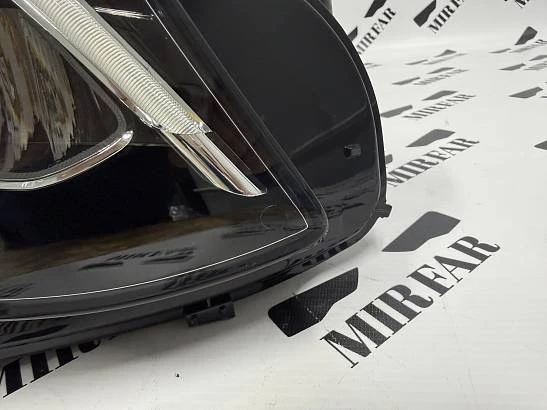 Фара правая Mercedes-Benz E klasse w213 2016-2021 Led без логотипа