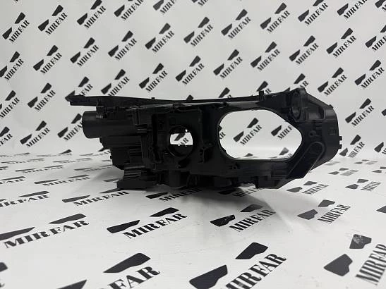 Левый корпус фары Volkswagen Passat B8 2015-2020 Full LED