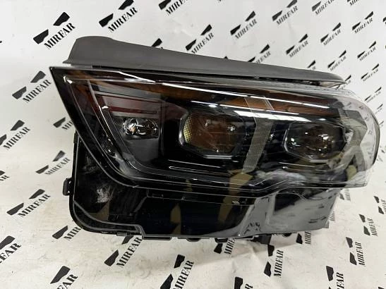 Фара левая BMW 5 series G60 2023-2025