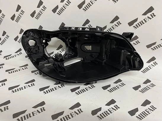 Правый корпус фары BMW 2 series F22 2014-2017 xenon
