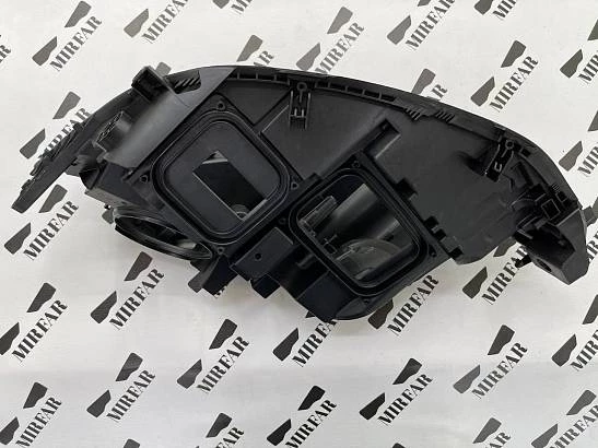 Правый корпус фары Mercedes-Benz GLS x166 2015-2019 Full LED