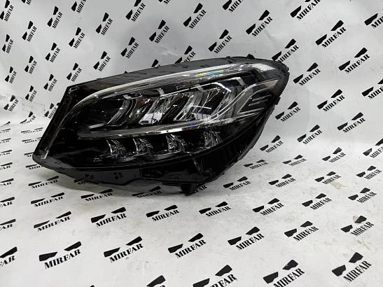Фара правая Mercedes-Benz C-Class 2018-2023