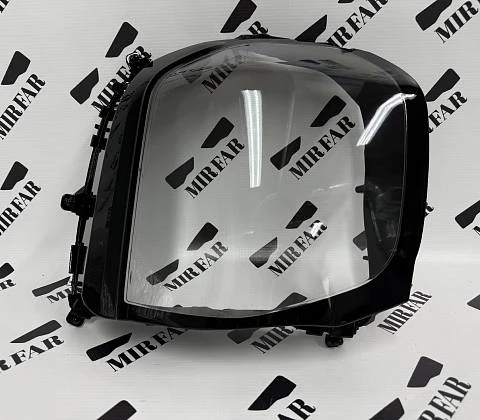 Правое стекло основной фары Mitsubishi Outlander IV 2021-
